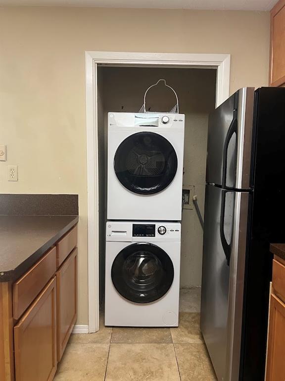 Building Photo - 806 W 24th St