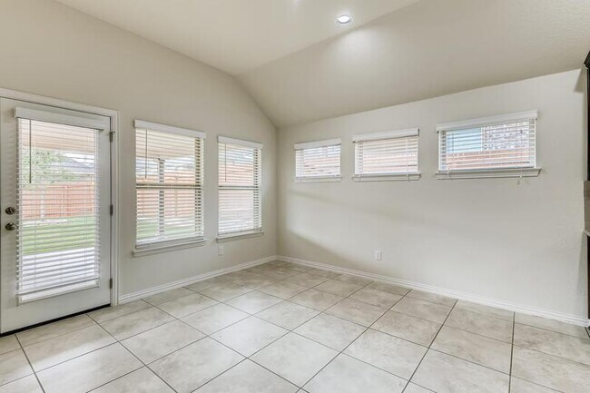 Building Photo - 13827 Quiet Fox Ln