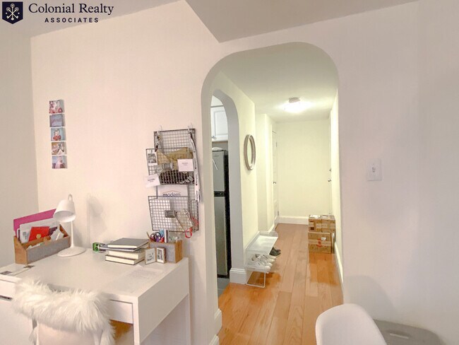 Building Photo - 304 Berkeley St
