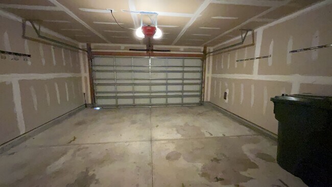 Building Photo - 135 Wildberry Ln