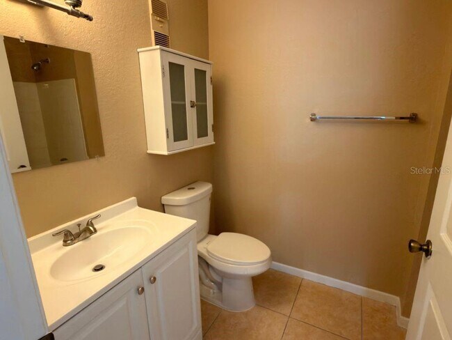 Building Photo - 13025 Mulberry Park Dr
