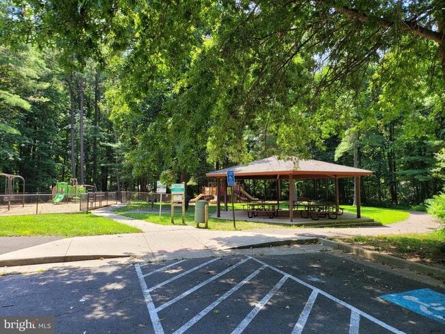Building Photo - 12000 Rosiers Branch Dr