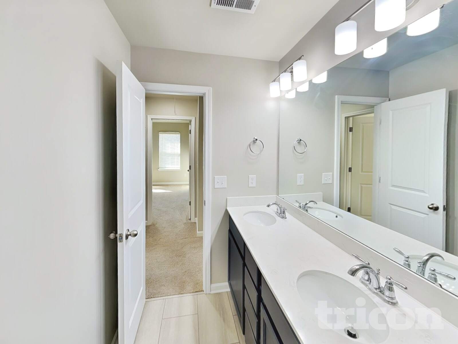 Building Photo - 115 Spring Knoll Dr