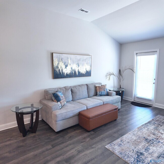 Building Photo - 14303 Lavender Ct