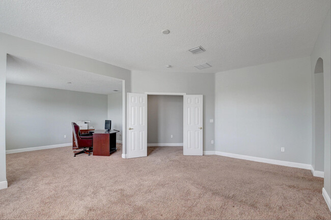 Building Photo - 9864 Woolworth Ct