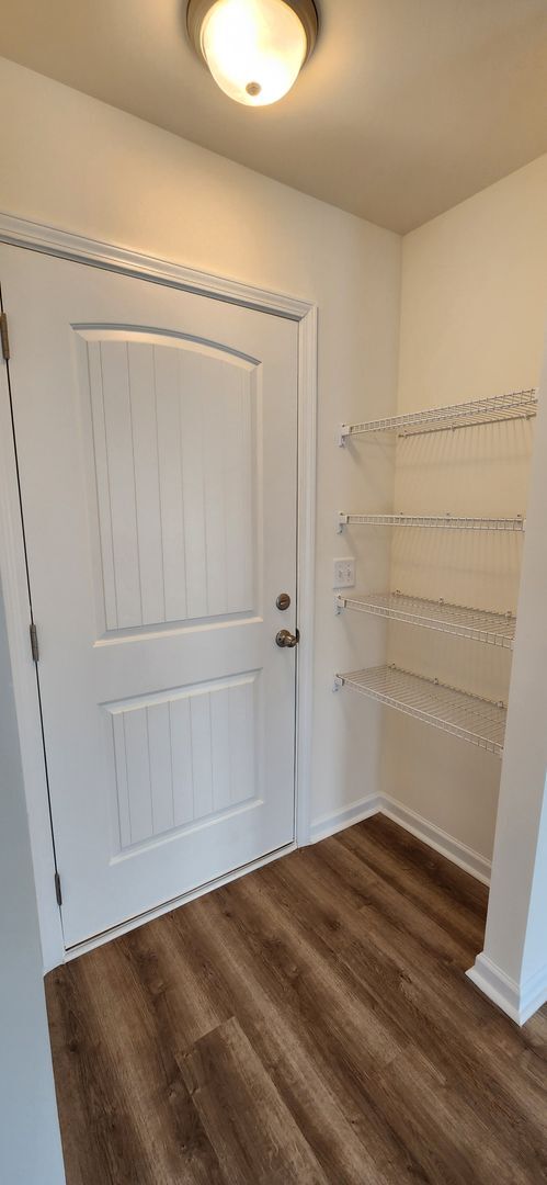 Building Photo - 3BR, 2.5 BA in Hazelwood Subdivision