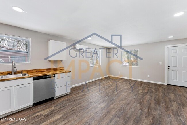 Building Photo - 2508 Legion Dr