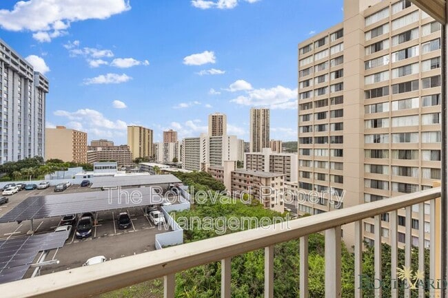 Building Photo - 3020 Ala Napuaa Pl