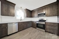 Building Photo - Fully Remodeled | 2BR/1.5BA Condo | Willowbrook