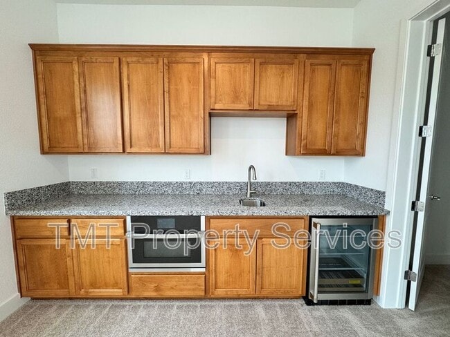 Building Photo - 10315 Marama Wy