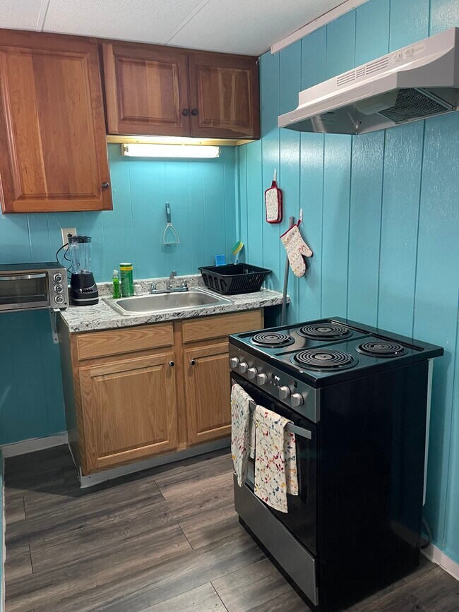 741 NORTH MONTELLO STREET 741 NORTH MONTELLO STREET BROCKTON MA 02301