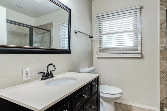 Building Photo - Pre-lease Summer 2026! Beautiful Tech Terrace Home! Full of Character!