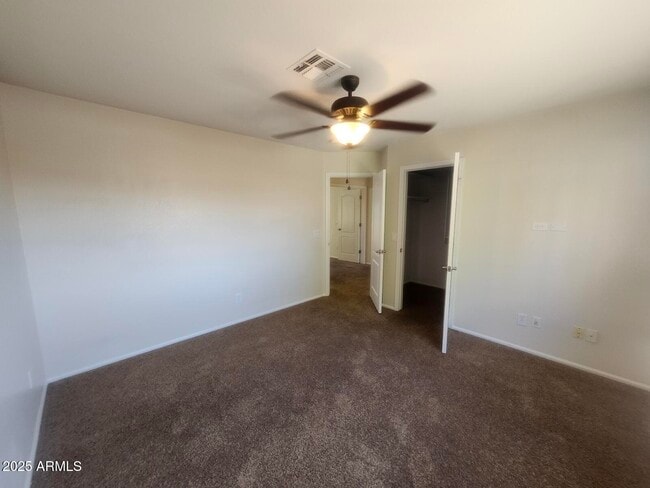 Building Photo - 11126 W Wilshire Dr