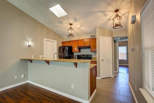 Building Photo - 5519 Bainbridge Dr