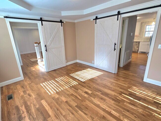 Building Photo - 12469 Daisywood Dr