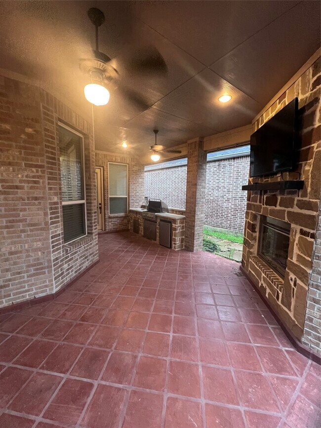 Building Photo - 46 Sundown Ridge Pl