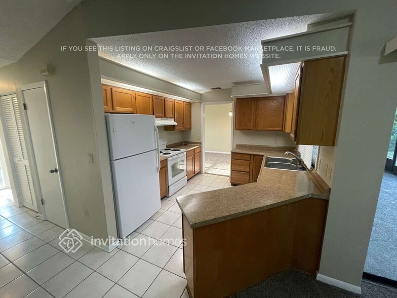 Building Photo - 26097 Dolman Ct