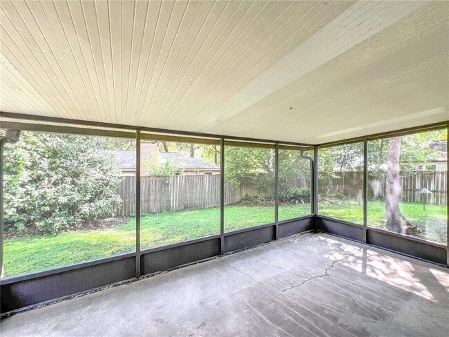 Building Photo - 6003 NW 36th Pl