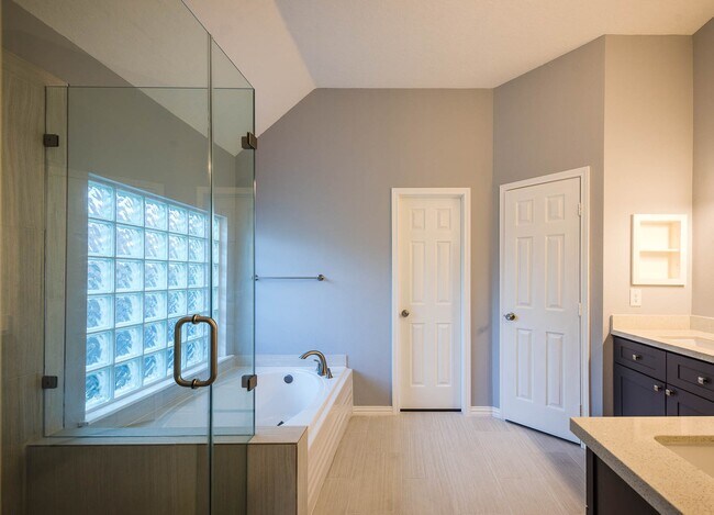 Building Photo - 3231 Pedernales Trails Ln