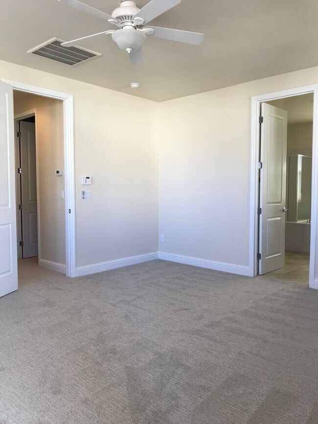 Building Photo - Two Story Home in Somersett Vue Community