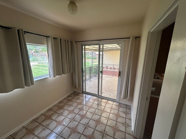 Building Photo - 3 Bedroom Home in Frederick - Available Now!