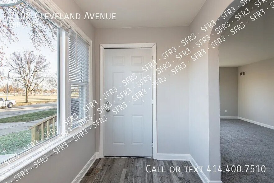Building Photo - 2108 Cleveland Ave