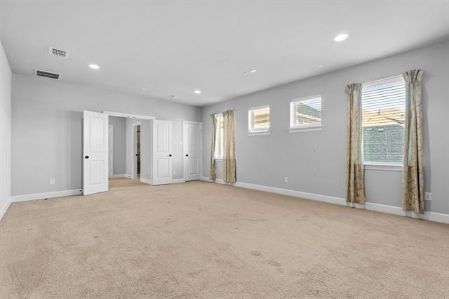 Building Photo - 2812 Orchid St