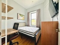 Building Photo - Furnished room/NOT APARTMENT