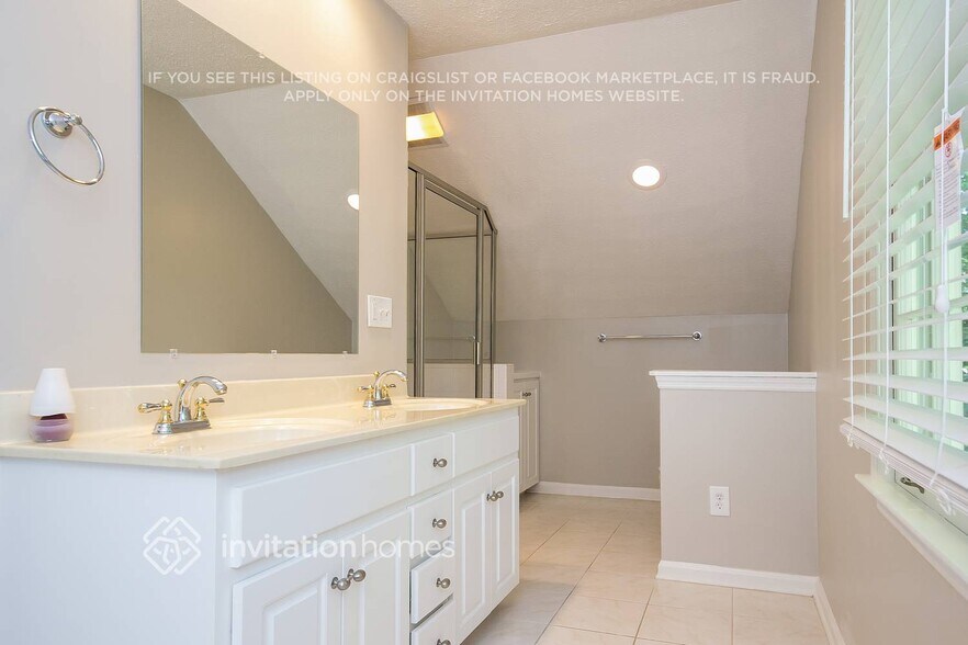 Building Photo - 1848 Kristen Mill Way