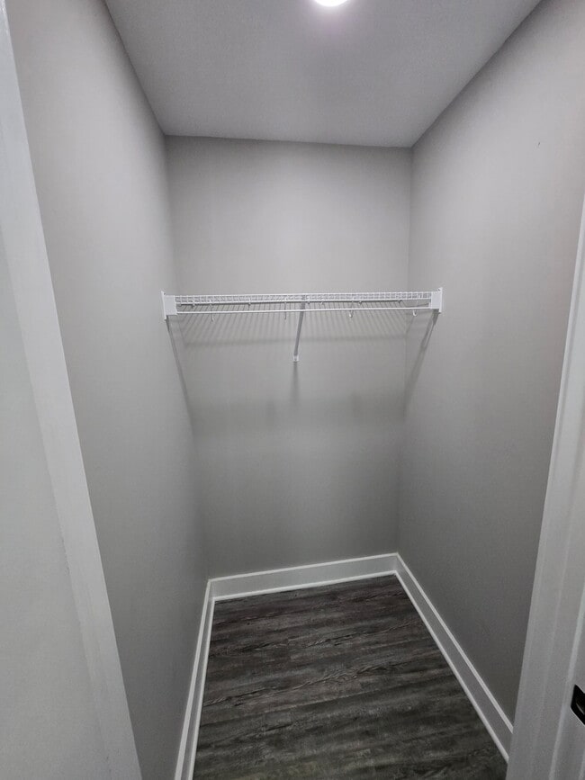 Building Photo - 1112 Race St