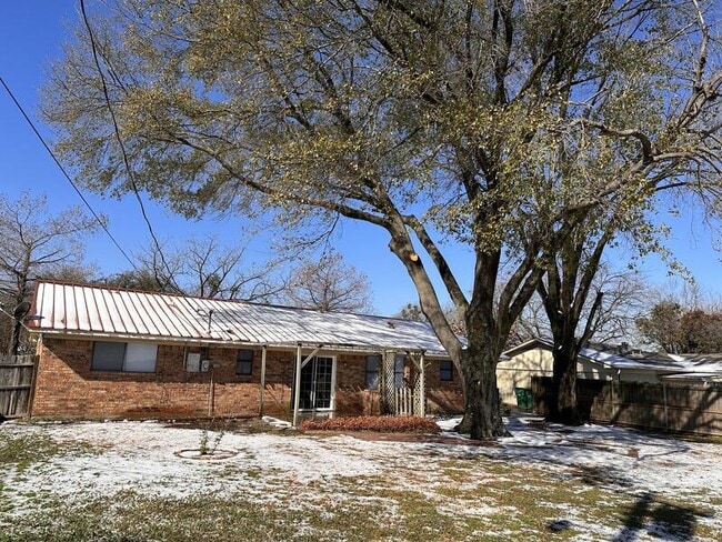 Building Photo - 503 Egret Ln