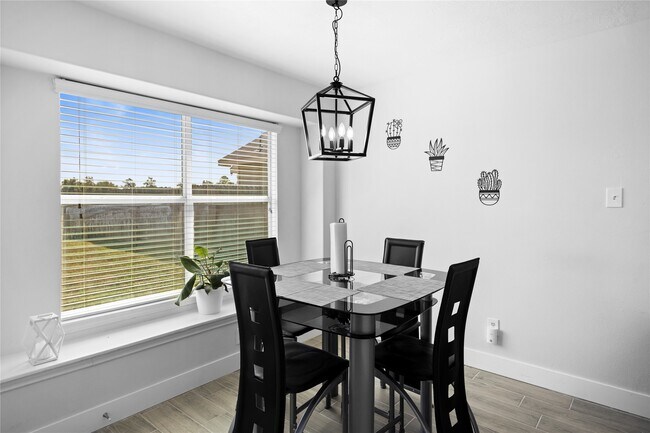 Building Photo - 2515 Bammelwood Dr