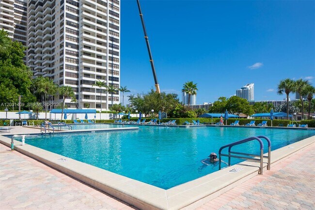 Building Photo - 600 Three Islands Boulevard