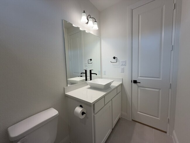 Building Photo - 2463 Bussey Dr