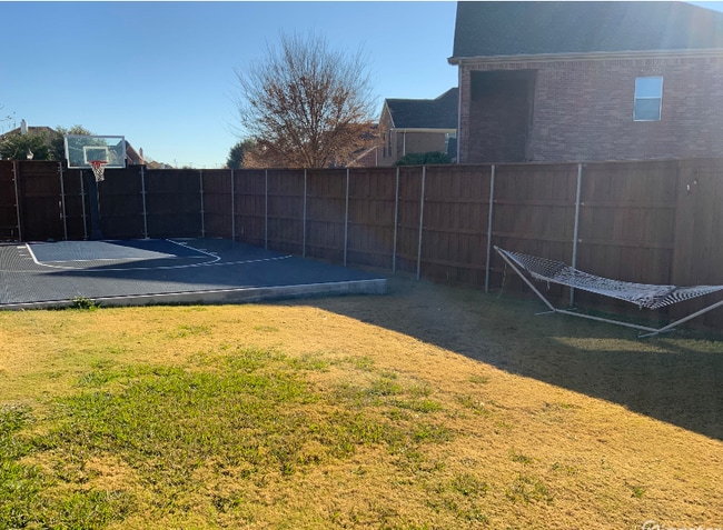 Building Photo - 13609 Fall Harvest Dr