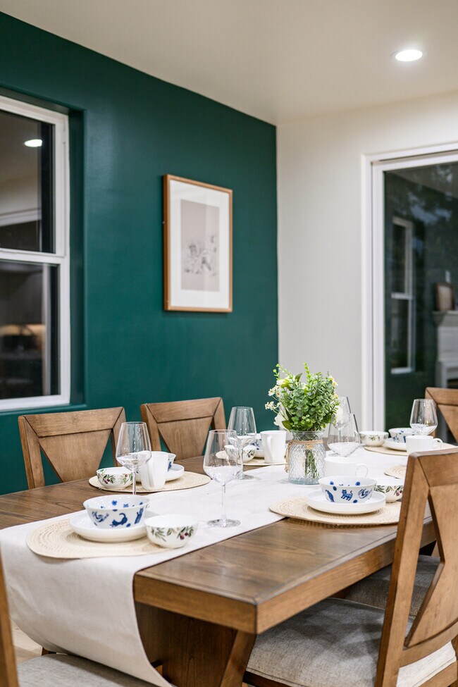 Building Photo - Gated Newport Coast 4BR w/ Pool Access