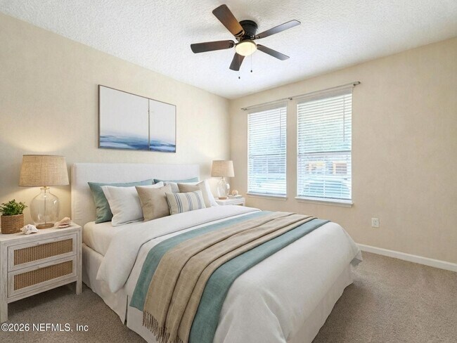 Building Photo - 1487 Falabella Dr