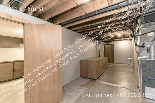 Building Photo - 4311 S 46th St