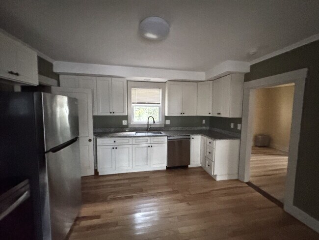 Building Photo - Spacious 2-Bedroom + Bonus Room in the Heart of Westbrook – $2,400/Month