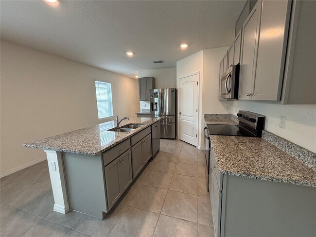 Building Photo - 1456 Cumberland Ave