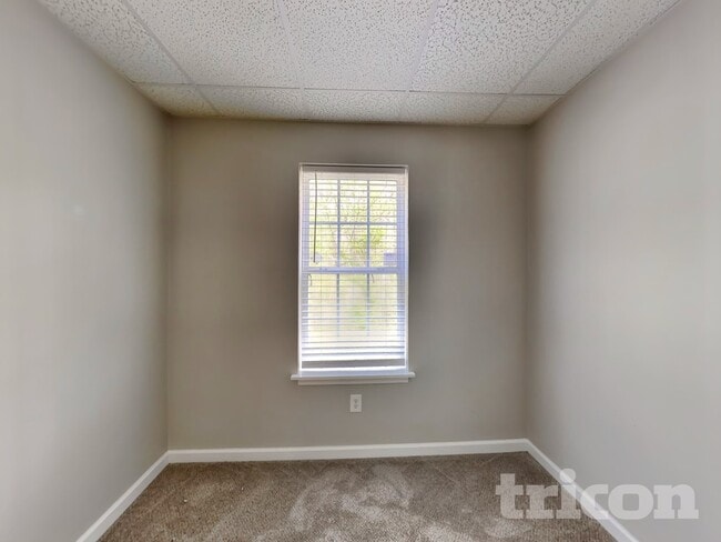 Building Photo - 1170 Augusta Woods Dr