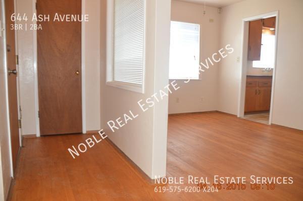 Building Photo - 644 Ash Ave