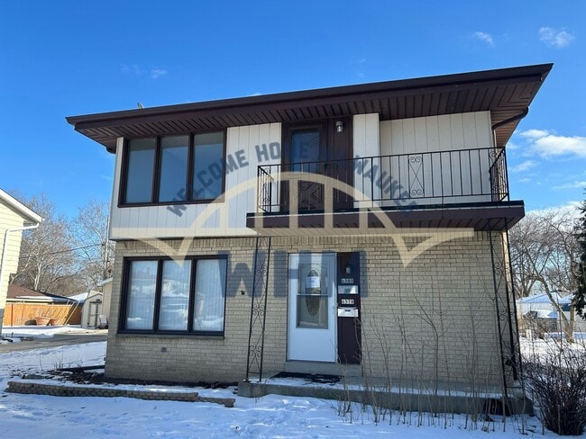 Building Photo - 6580 N 73rd St