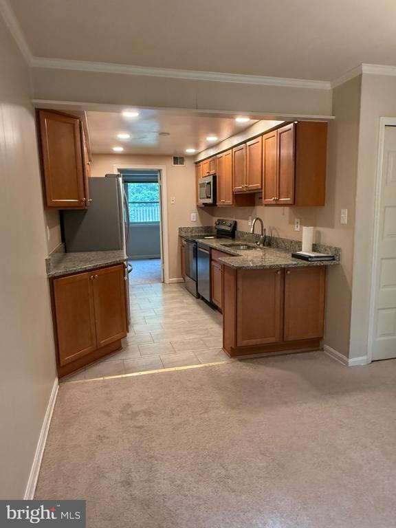 Building Photo - 5844 Kara Pl