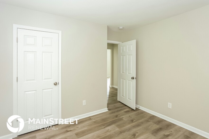Building Photo - 10522 Salamander Ct
