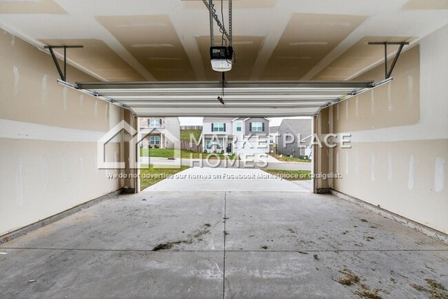 Building Photo - 12318 Hatmaker Ln