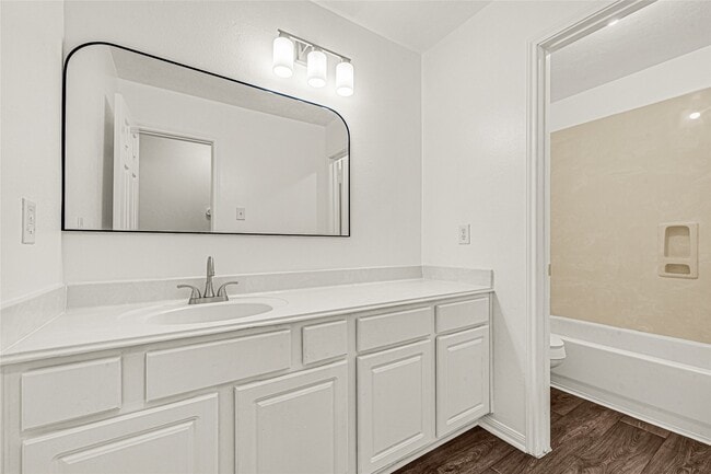 Building Photo - 1831 Mickle Creek Dr