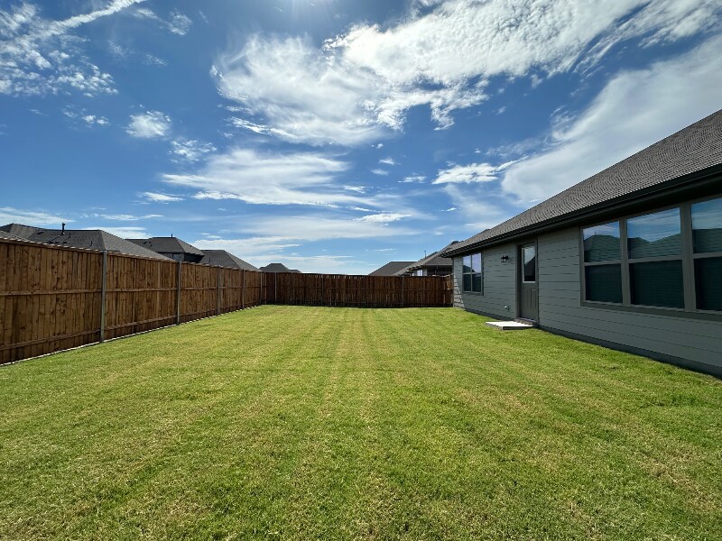 Building Photo - 515 Frst Hvn Dr