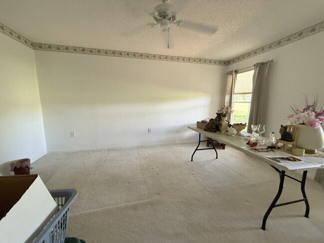 Building Photo - Heritage Pines active 55+ community 2/2 villa