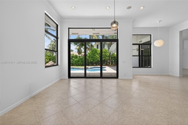 Building Photo - 812 Regal Cove Rd